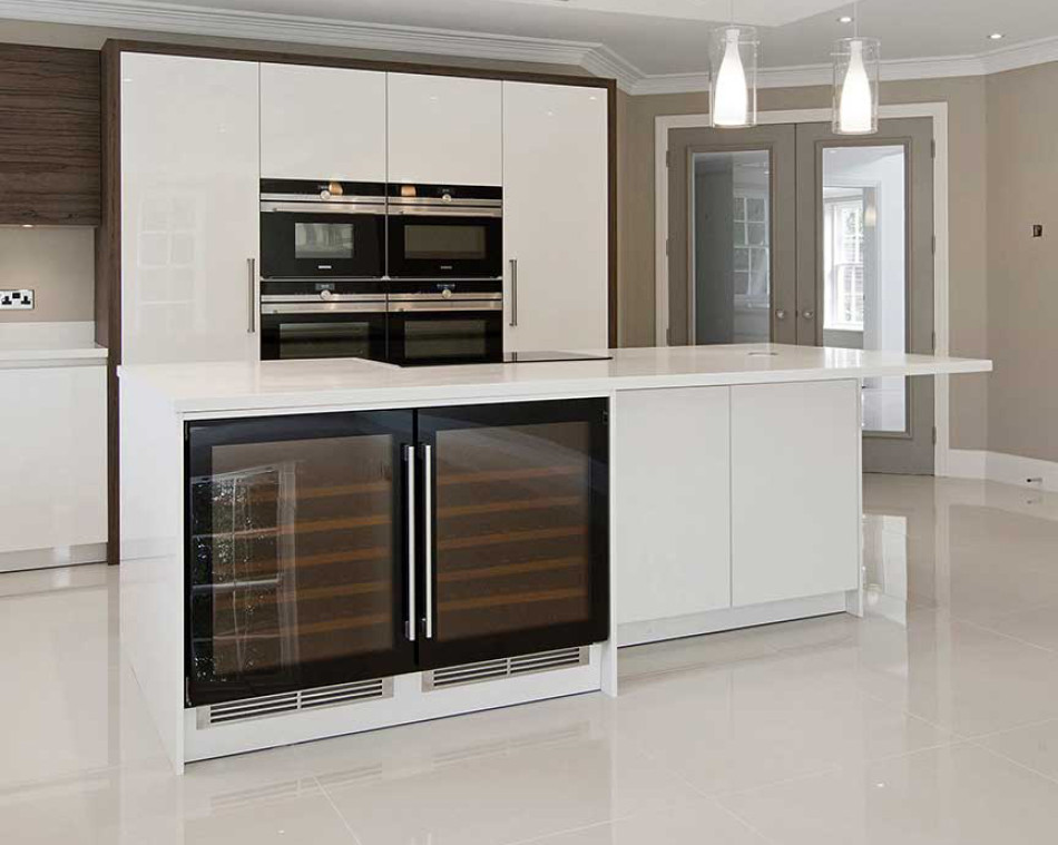 Sophisticated Kitchen Design with Parispearl Tiles