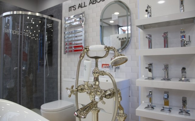 08 - Plumbing At Source - Showroom Interior - Freestanding Bath Shower Mixer