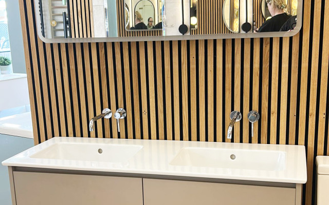Floating Vanity Unit Display